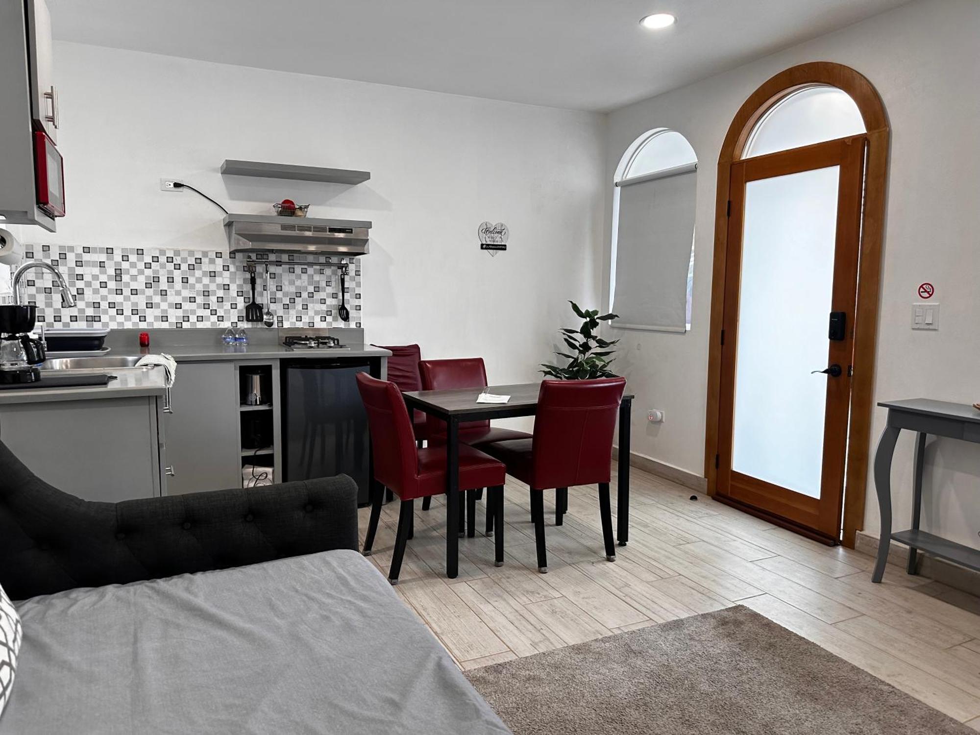 Las Mariposas Mini Suites Rosarito Exterior photo
