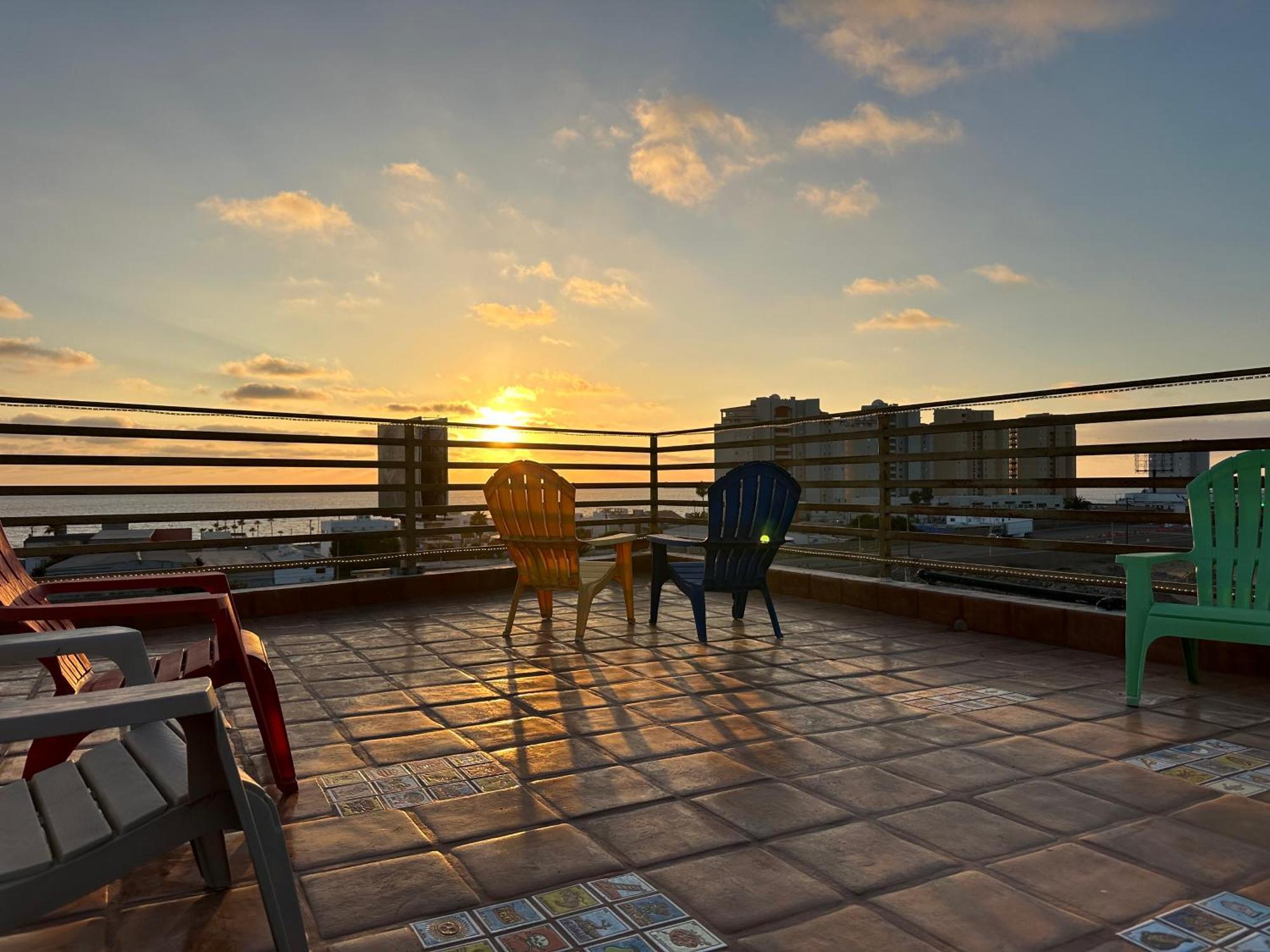 Las Mariposas Mini Suites Rosarito Exterior photo